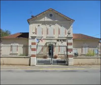 Village Charentais, Villiers-le-Roux se situe en région ...
