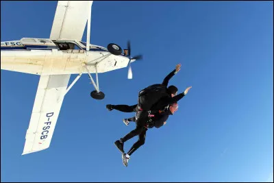 Cap ou pas cap de sauter dun avion ?