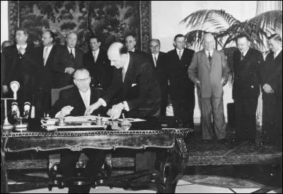 En quelle année le Grand Prix du festival de Cannes devient-il la Palme d'Or ?