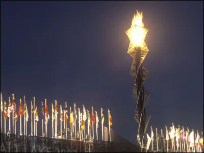 À quelle date la Flamme olympique est-elle arrivée en France métropolitaine ?
