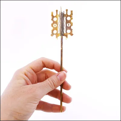 Dans quel film des créatures non terriennes se servent-elles de clés dorées dans un très ancien monument terrien ?