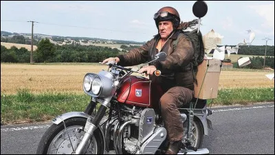 Qui est le réalisateur du film "Mammouth" montrant un homme à la recherche de son passé au moment de la retraite ?