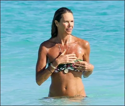 Qui est ce mannequin qui joue le rôle de ''Sheela'' dans le film ''Sirènes'' de 1994 ?