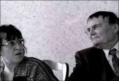 Comment s'appelle la gouvernante ?