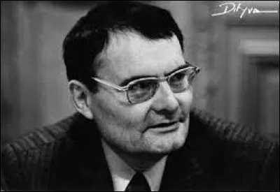 Comment le petit Jean est-il surnommé ?