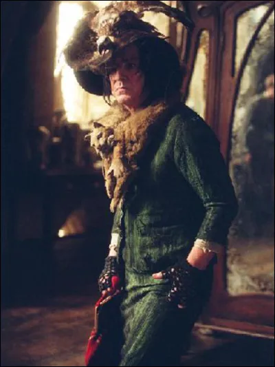 À quel examen de BUSE la grand-mère de Neville a-t-elle échoué ?