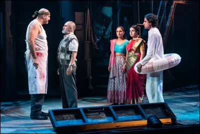 À quel dramaturge doit-on la pièce de théâtre "Mère Courage" ?