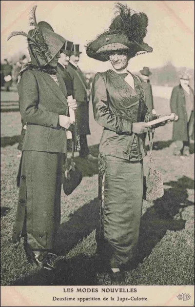 Le texte ''Ordonnance concernant le travestissement des femmes'' leur interdisant le port du pantalon et datant du 7 novembre 1800 fut abrogé par le Ministère des Droits des Femmes. En quelle année ?