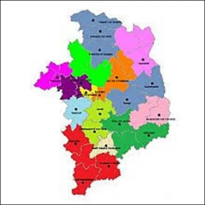 Quelle ville est la préfecture du Cher ?