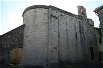 Voici l'église Saint-Pierre-et-Saint-Paul, à Cabrials. Commune Héraultaise rattachée à Aumelas, elle se situe dans l'ex région ...