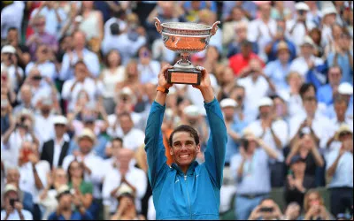 Combien de fois Rafael Nadal a-t-il remporté le tournoi de tennis de Roland-Garros ?