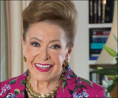 Qui est cette auteure du roman policier ''Dernière danse'' ?