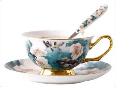 Quelle boisson est fabriquée à partir de l'infusion de feuilles de Camellia sinensis ?