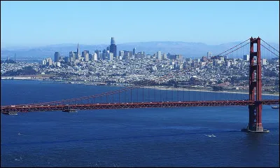 Dans quelle ville de Californie s'est-elle installée avec lui ?