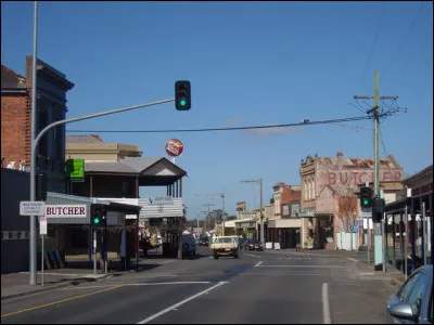 Cette ville de 100 000 habitants de la banlieue de Los Angeles est tristement connue pour son taux de criminalité :