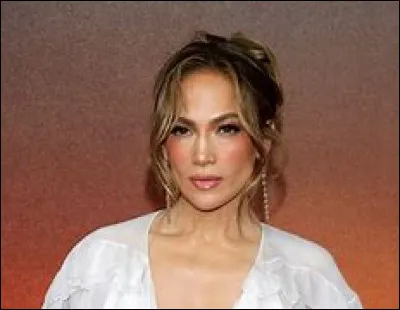 Qui est cette célébrité ?