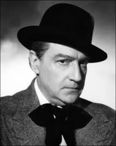 Sacha Guitry est un acteur, dramaturge, metteur en scène, réalisateur et scénariste qui a vu le jour à Saint-Pétersbourg le 21 février 1885, et qui est mort à Paris le 24 juillet 1957. Dans le film ''Napoléon'' qu'il réalisa en 1955, quel acteur joue le rôle de l'empereur ?