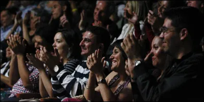 Êtes-vous comique et drôle avec les autres ?