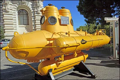 Quel groupe a chanté "Yellow Submarine" ?