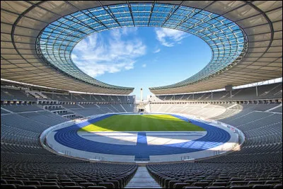 La finale va se jouer le 14 juillet. Dans quel stade se jouera-t-elle ?