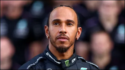 Quelle est la profession de Lewis Hamilton ?
