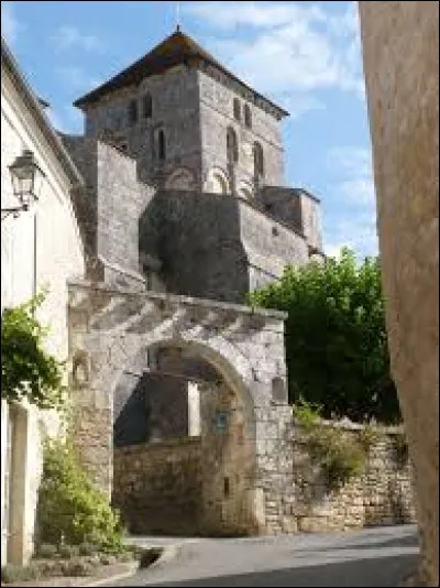 Nous terminons notre balade rue du Paradis, à Saint-Sauvant. Village néo-aquitain, dans l'aire d'tatraction Saintaise, il se situe dans le département ...