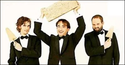 Quel est le nom de la cérémonie satirique qui récompense les pires films et les pires acteurs du cinéma français ?