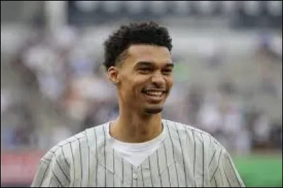 Dans quel sport s'illustre le français Victor Wembanyama ?