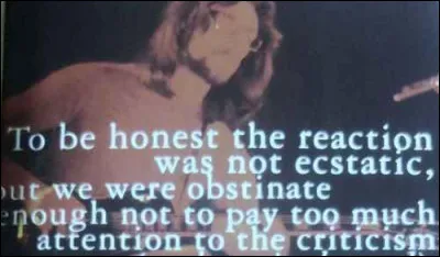 Dans lequel de ces morceaux ne figure pas un solo d'arp&egrave;ges du guitariste Steve Hackett ?