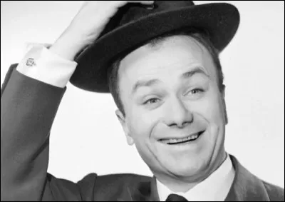 Qui est cet auteur du sketch ''Vive le camping'' ?