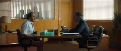 Dans ..., un patron essaye de licencier un de ses employés.