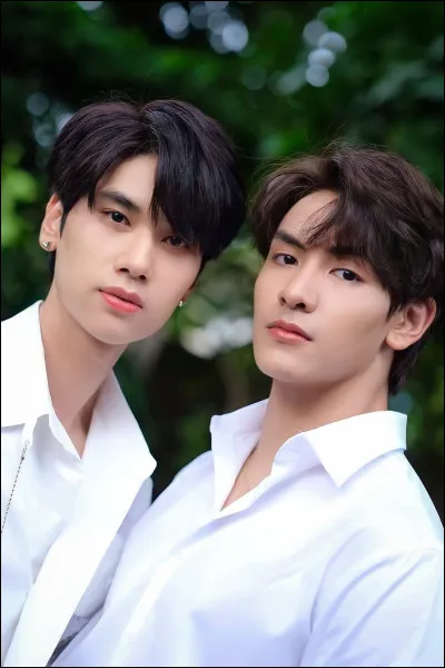 Attention : réponse multiple !
Dans quelles séries "Joong" Archen Aydin et "Dunk" Natachai Boonprasert ont-ils interprété un rôle ?