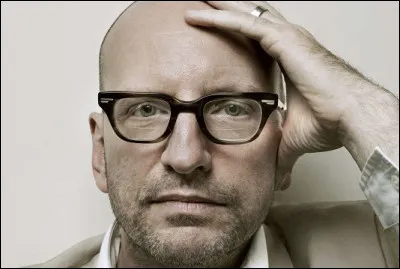 Qui est ce cinéaste, réalisateur du film ''Ocean's Eleven'', ou ''L'Inconnu de Las Vegas'' au Québec ?