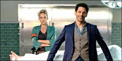 Séries télé : Quel est le prénom du médecin légiste interprété par Tomer Sisley dans la série "Balthazar" ?