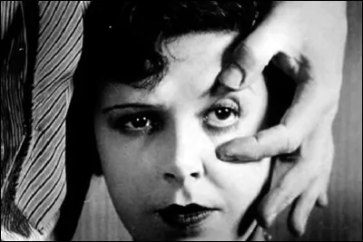 Quel est ce film de Luis Buñuel et Salvador Dalí, sorti en 1929 ?