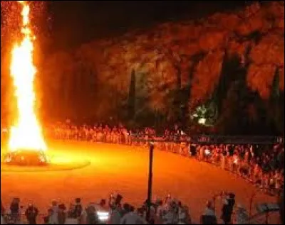 Quel jour fête-t-on la Saint-Jean en allumant des feux de joie ?
