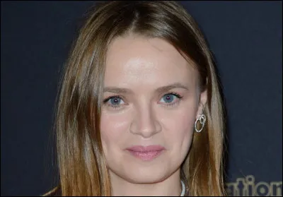 Qui est cette actrice qui joue le rôle principal dans le film ''Filles de joie'' ?