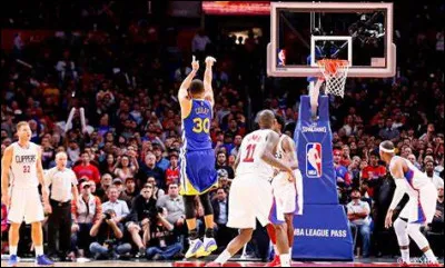 Dans quel sport peut-on mettre des "trois points" ?