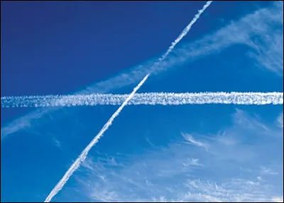 Cette image fait r&eacute;f&eacute;rence &agrave; une th&eacute;orie complotiste. Laquelle est-ce ?