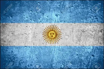 À quel pays appartient ce drapeau ?