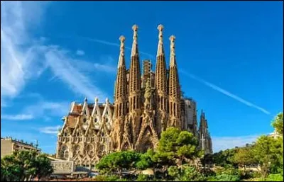 Quelle est la vraie histoire de la Sagrada Família ?