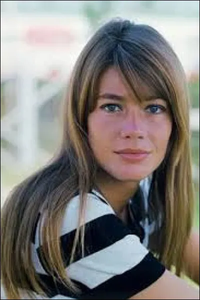 Françoise Hardy, célèbre chanteuse et compagne de Jacques Dutronc est-elle encore en vie ?