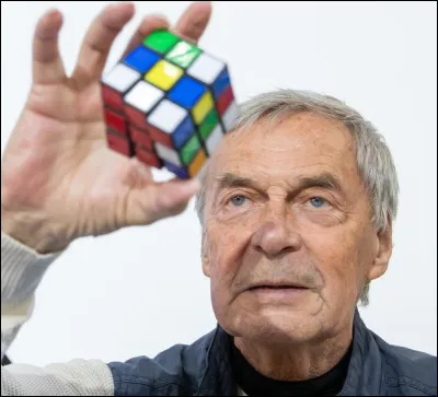 Quelle est la nationalité de Ernő Rubik, créateur du casse-tête ''le Rubik's Cube'' ?