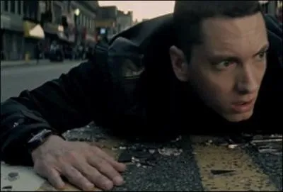 Quel est le titre de ce clip chant par Eminem ?