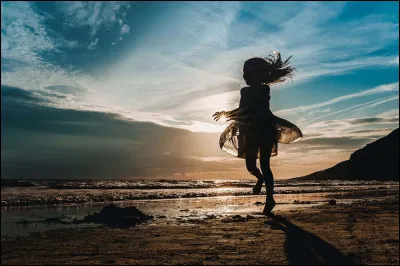 Ce MOU s'associe à une déclinaison artistique pour donner...