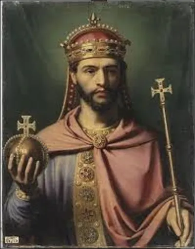 Ce 5 octobre, Louis Ier dit ''le Pieux'' ou ''le Débonnaire'' est le premier roi des Francs et empereur d'Occident à se faire sacrer à Reims par le pape Étienne IV, pratique suivie par presque tous les rois de France après lui. Avant ou après 830 ?