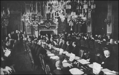 Il n'était pas le premier président américain à venir en France : avant lui, quel président avait effectué un long séjour ?