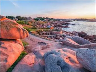 Perros-Guirrec se situe en Bretagne sur une magnifique côte, laquelle ?