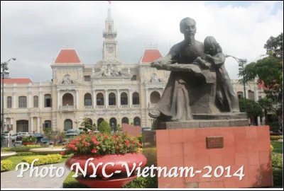 Quelle est cette ville en H, au nom de l'oncle Hô depuis 1975, la plus grande ville du Vietnam, poumon économique et financier du pays ?