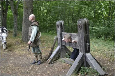 Km 79,3 : Chassagne-Montrachet. C'est dans ce village qu'en 1804 est né celui qui deviendra un criminel et sera condamné à mort, Victor Hugo retrace sa fin dans son livre "Le dernier jour d'un condamné". Quel était son nom ?